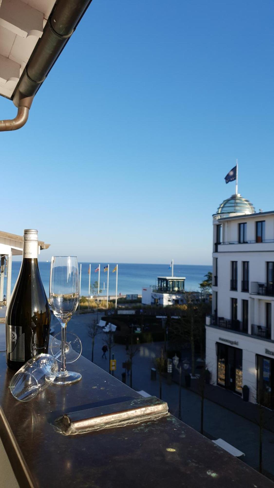 Hotel Esplanade & Aparthotel Rialto Binz Exteriör bild