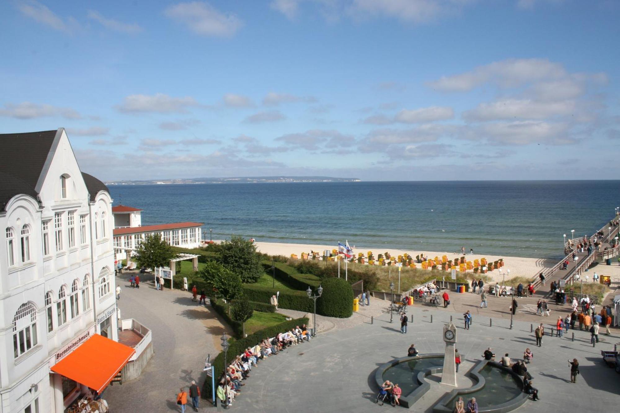 Hotel Esplanade & Aparthotel Rialto Binz Exteriör bild